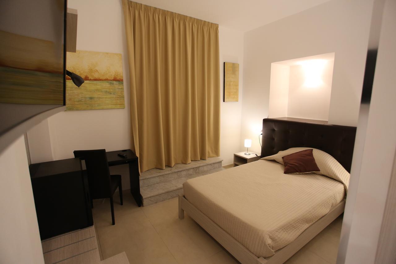 Hotel Eubea 雷焦卡拉布里亚 外观 照片